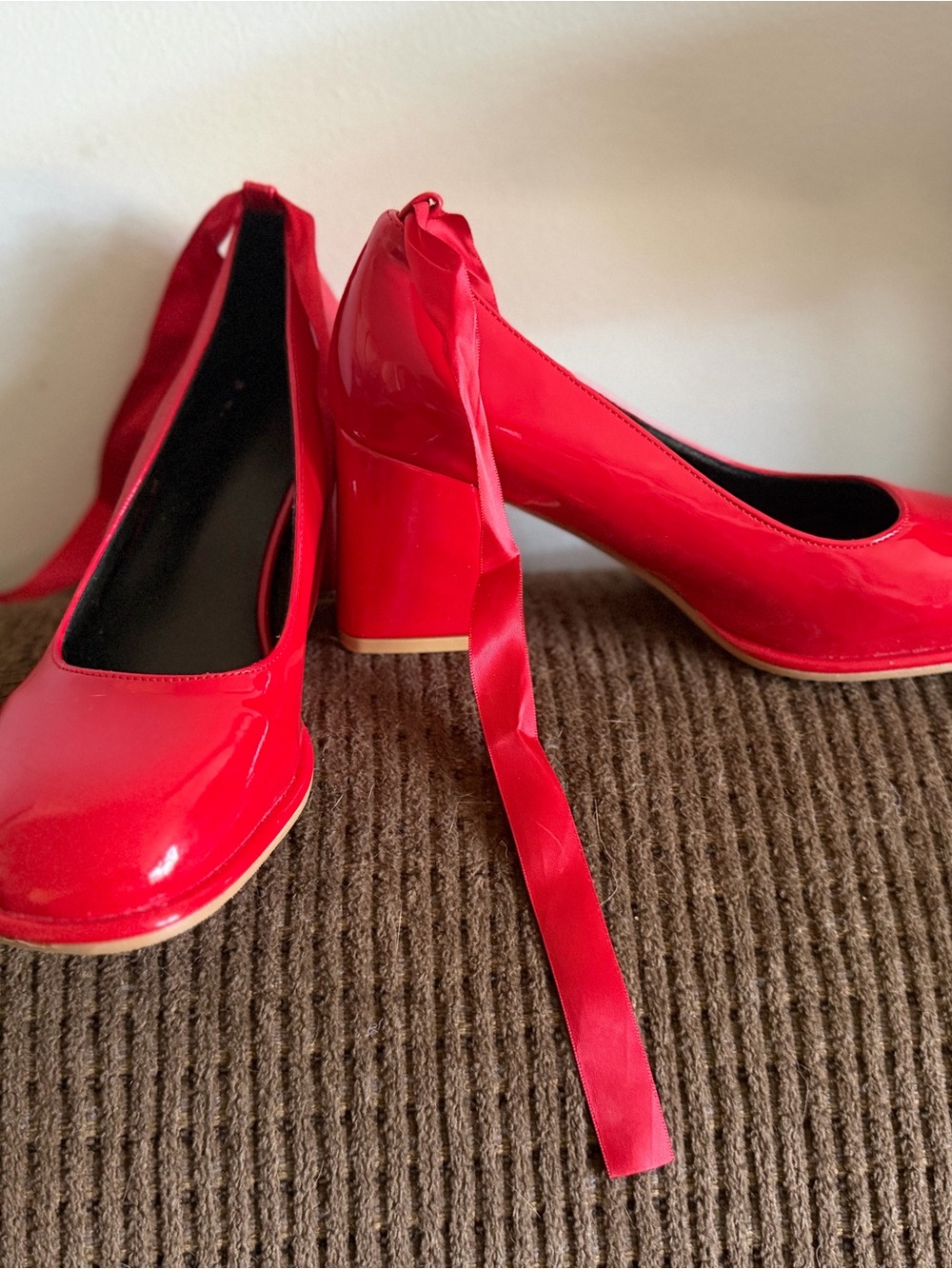 Women’s Red Patent Block Heel Pumps with Ribbon Tie